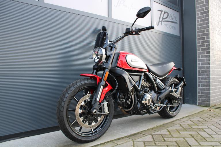 Ducati Scrambler Icon - 2021